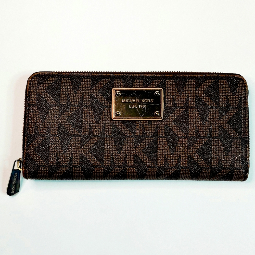 Michael Kors Jet Set Continental Coated Canvas Zip Around Wallet